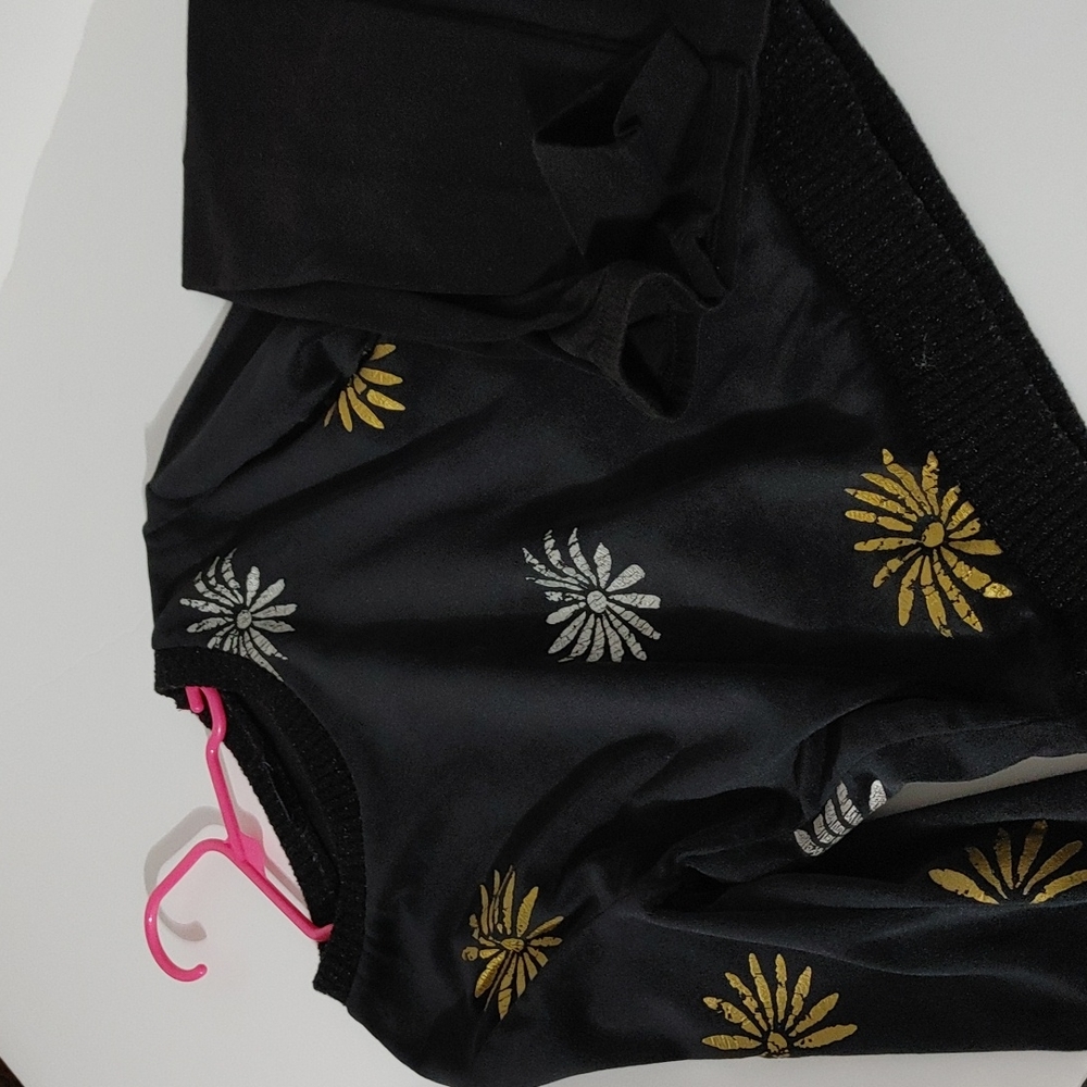 Girls 2 piece set Size 6x